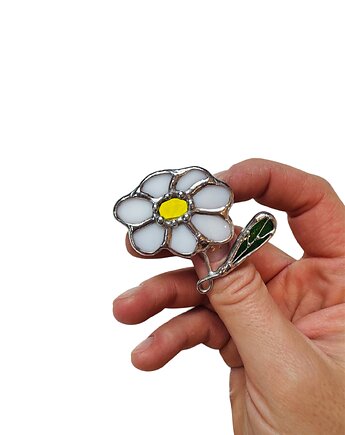 Biała Broszka witrażowa kwiat Stokrotka, Only Pure Glass