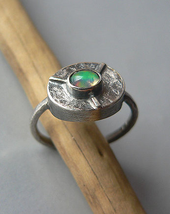 -opal-, Emilia Woźniak