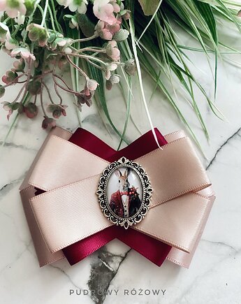 Brosza z Zającem zamkniętym pod kaboszonem NEW Wielkanoc, Pudrowy Różowy