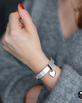 silver/holo  love 17, barboleta