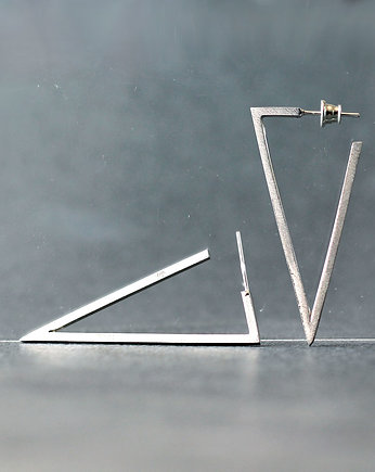 Minimalistyczne kolczyki srebrne trójkąty, SHAMBALA