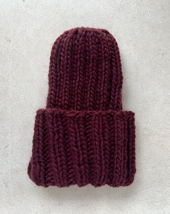 Zimowa wełniana czapka Buran 100% wełna z Peru wino śliwkowe, Made by Jaga