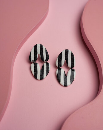 Wiszące kolczyki Jess, Dwie Gliny