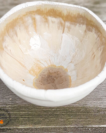 Miseczka z porcelany ,,biały kwiatek", Dzika Ceramika