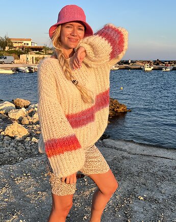 Sweter oversize, Swetry na drutach