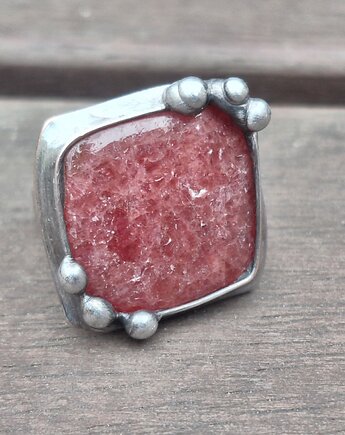 Rodonit - pierścionek regulowany, po drugiej stronie lustra