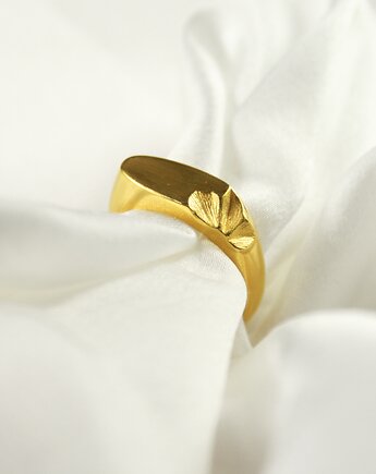 Srebrny sygnet damski minimalistyczny, grawer, prezent dla niej, LUNARIA, Her Ring Bizuteria