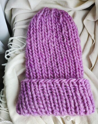 Wełniana czapka na drutach WOOLLY liliowa, Po.dziergane