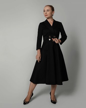 Elegancka sukienka marynarkowa dwurzędowa rozkloszowana czarna, Krawczi