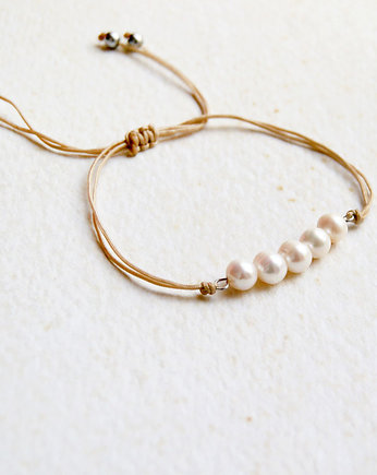 Naturalne perły : bransoletka na sznurku, kaktusia