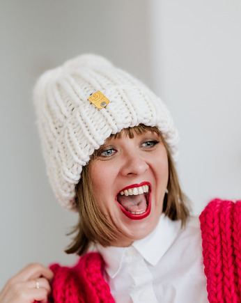 Biała gruba czapka wełna 100%  WOOLY złamana biel, sploteka