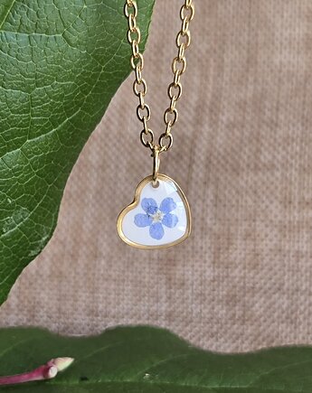 Mały wisiorek z kwiatem prawdziwy kwiat niezapominajki