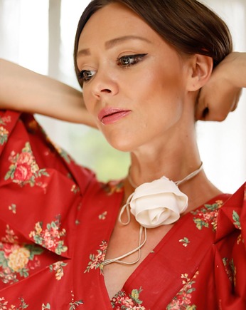 Jedwabny kremowy choker, Celina Parysów