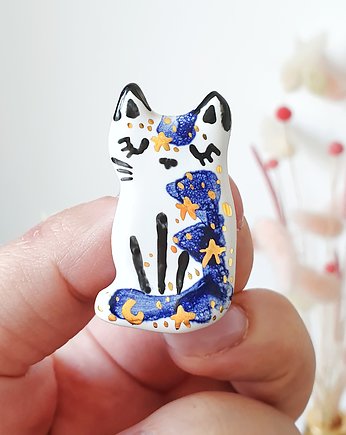 Galaktyczny kotek broszka złocona, MrsBiscuit