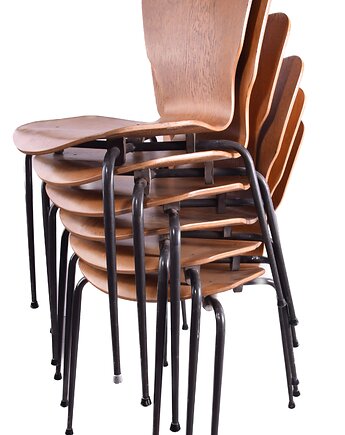 Komplet sześciu krzeseł Arne Jacobsen Fritz Hansen Dania 1974r 78x43x43cm, Strzecha