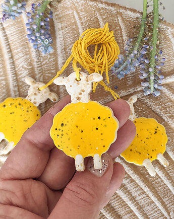 Owieczki ceramiczne zawieszki - na gałązkę, do stroika, 10FingersArt