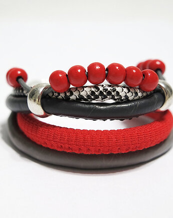 Bransoletka - Czerwone korale - rzemienie, drewniane koraliki, yenoo