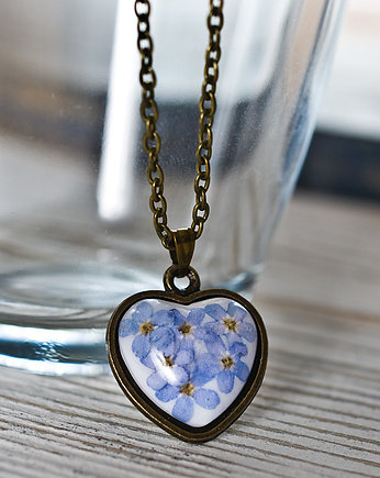 Delikatny naszyjnik z żywicy w kształcie serca, So Jewelry