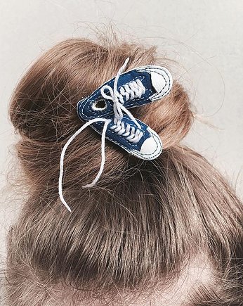 Spinka do włosów trampki, mamfrieli