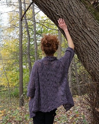 Wełniany kardigan oversize w śliwkowo-fioletowych odcieniach, lekki i ciepły, Strojownia