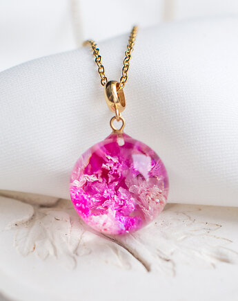 Wisiorek z gipsówką