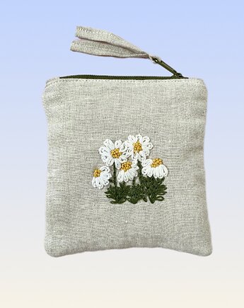 Kosmetyczka z haftem, Pyza