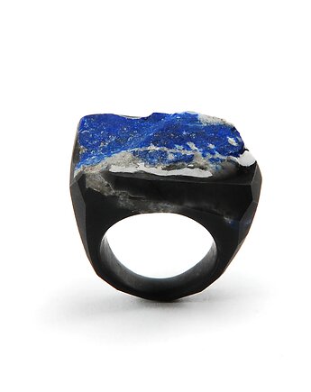 Pierścień z lapis lazuli, Monopolka