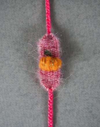 Bransoletka haftowana i wykonana ręcznie - dynia, Słońcem Tkane