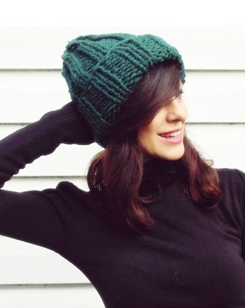 Czapka beanie  z wełną leśna zieleń, Mademoiselle Patrini