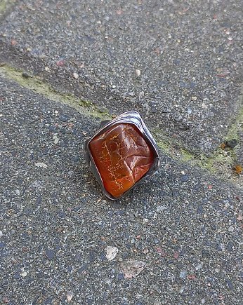Romb - pierścionek regulowany, po drugiej stronie lustra