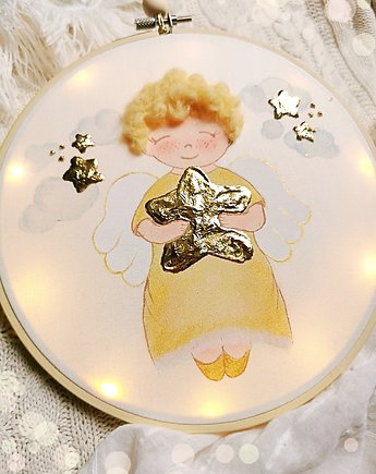 Aniołek trzymający gwiazdkę, obrazek z podświetleniem, gingerolla