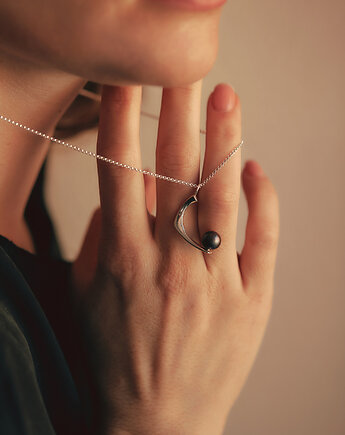 PEARL / glossy silver necklace with dark pearl, Filimoniuk