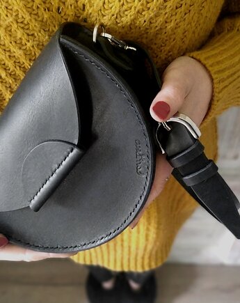 ROUND bag półkole crossbody czarna skóra jucht, PAWDECO