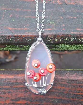 Maki - wisiorek, po drugiej stronie lustra