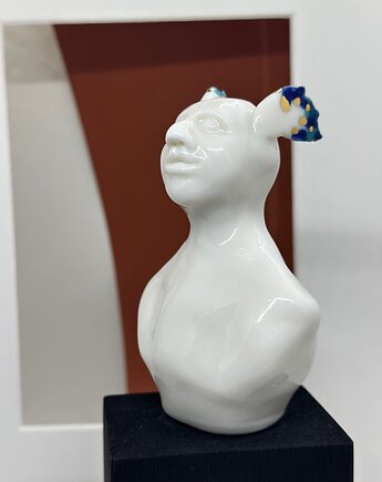 Korek do wina/  figurka  porcelanowa, biały królik ceramika