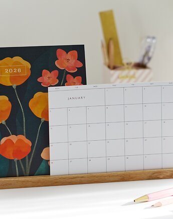 Kalendarz biurkowy A5 2026 - wersja polska + święta, Follygraph