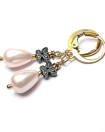 Kolczyki pozłacane Pearls pink and butterfly graphite , KiKa pracownia