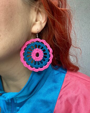 Kolczyki koronkowe koła NEON VIBES Kolczyki 80s/90s morsko różowe, Księżycowa ćma