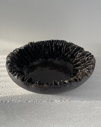 Misa ceramiczna z ciemnej gliny. Naczynie unikatowe, Vanya.arte