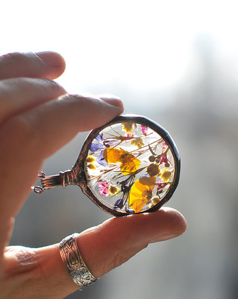 Maleńka łąka, MARIAELA