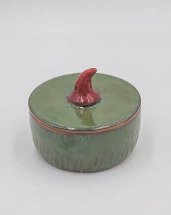 Pojemniczek z nóżkami, błotko. pracownia ceramiki