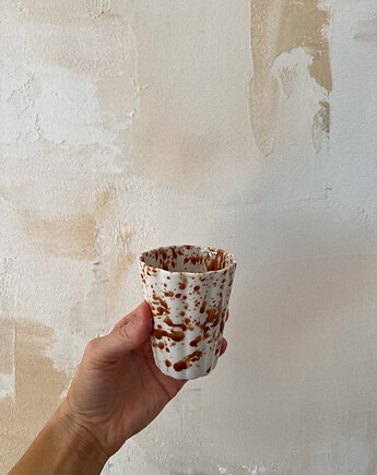 Kubek porcelanowy nakrapiany czekoladowy, Soul Label