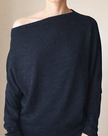 Asymetryczny Sweterek trapez czarny, ONE MUG A DAY