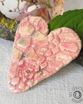 Różowe ceramiczne serduszko - magnes, Bea Fine Arts