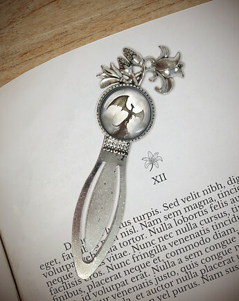 Zakładka do książki - Smok cienia 2 - lilia, yenoo