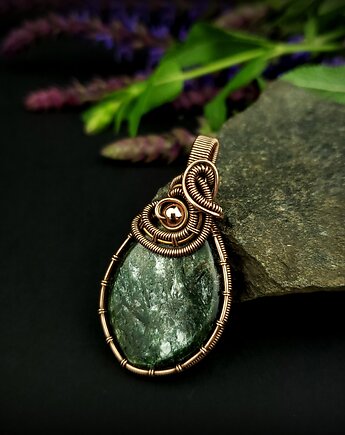 Wisiorek ze szmaragdem, Blue Pearl Art