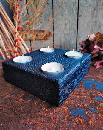 Drewniany świecznik tea-light z palonego dębu, DigiCut