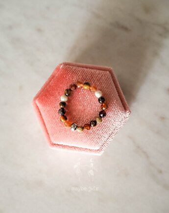 Fox pierścionek z kamieniem, Maybe Jwlr