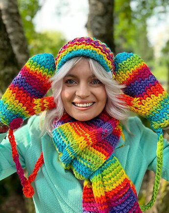 Rękawiczki handmade ze sznureczkiem Tęcza, Brain Inside