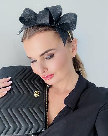 Monika Saxton luxurious millinery sklep